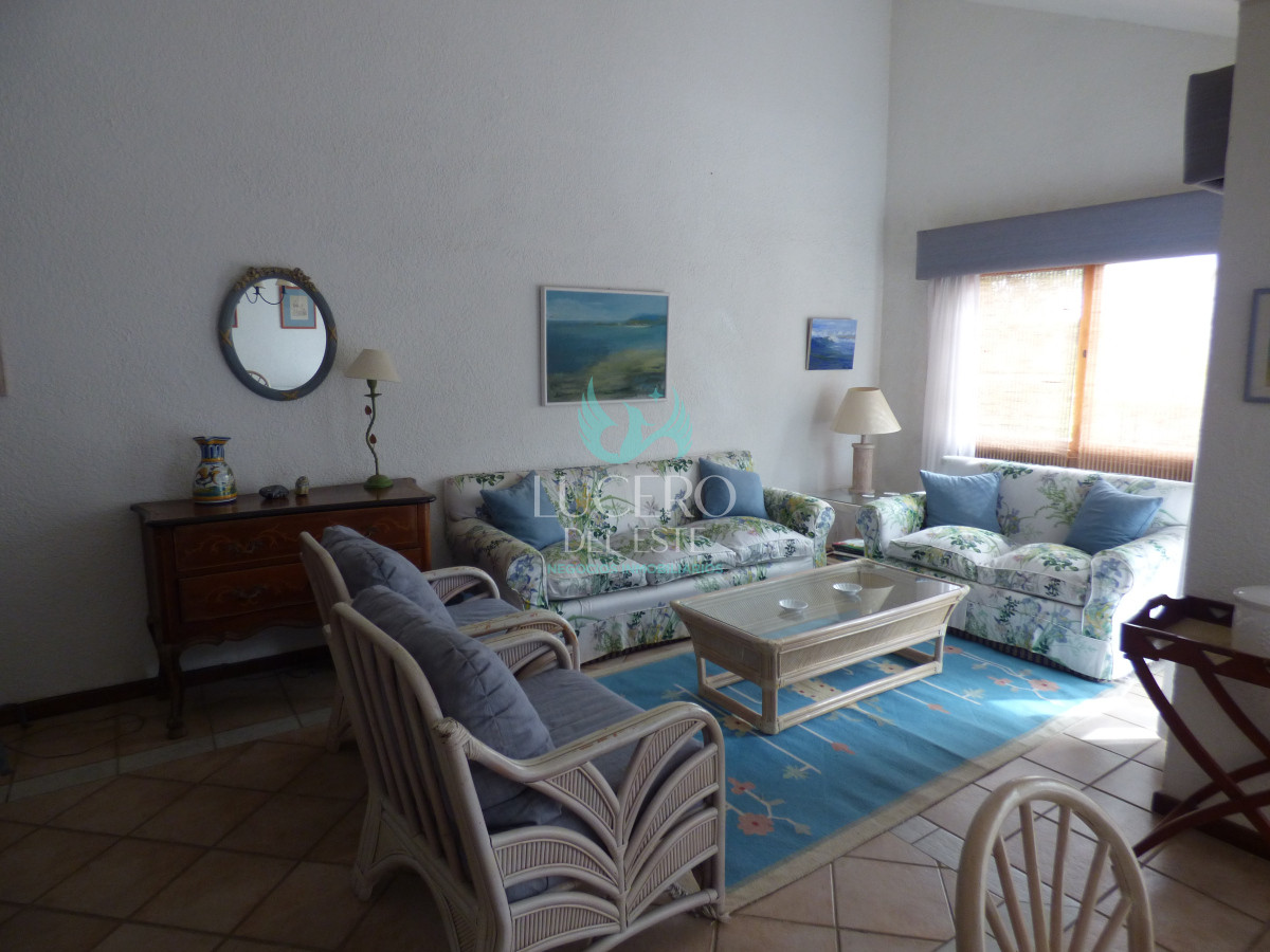 Apartamento ID.1004 - Alquilo Departamento 3 Dorm 2 baños con Piscina Climatizada 