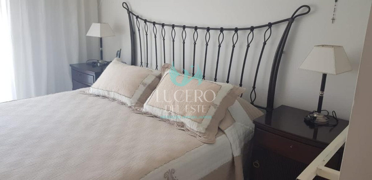 Apartamento ID.90 - Alquilo Departamento 3 Dorm en Coral Tower 