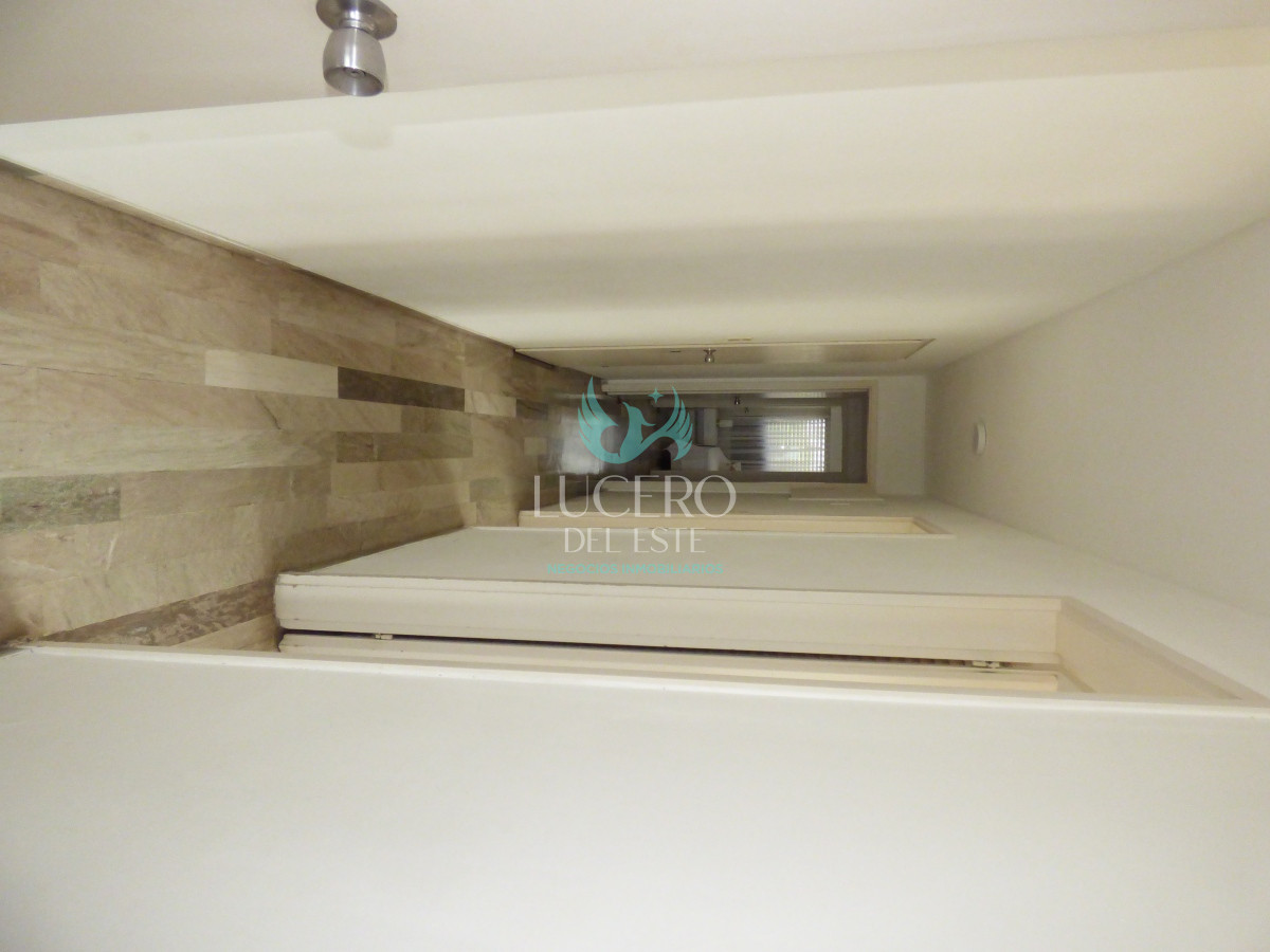 Apartamento ID.562 - Alquilo Departamento de 3 Dorm 2 baños en Parquemar Center