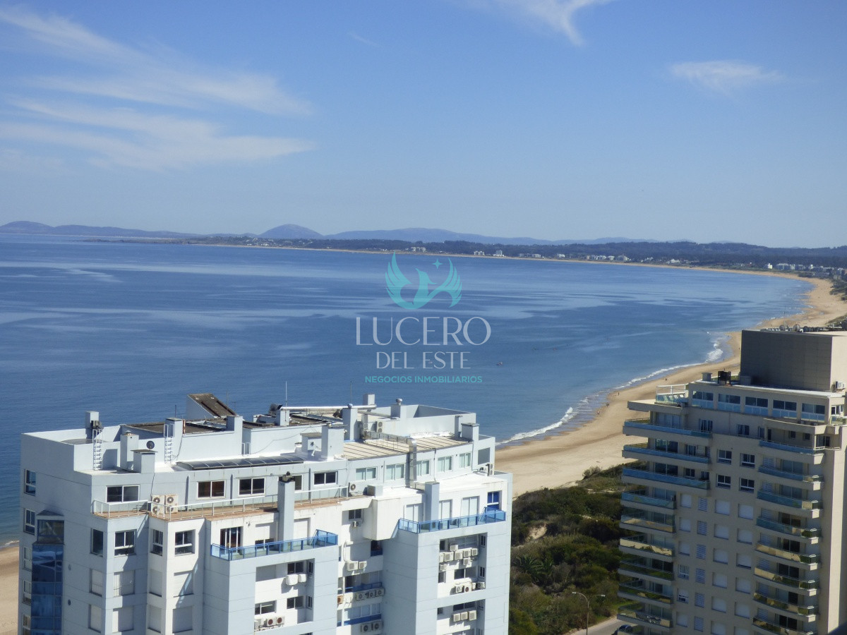 Apartamento ID.54 - Vendo y Alquilo Departamento de 2 Dorm en Season Tower