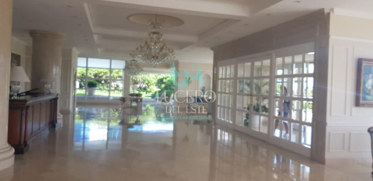 Apartamento ID.90 - Alquilo Departamento 3 Dorm en Coral Tower 