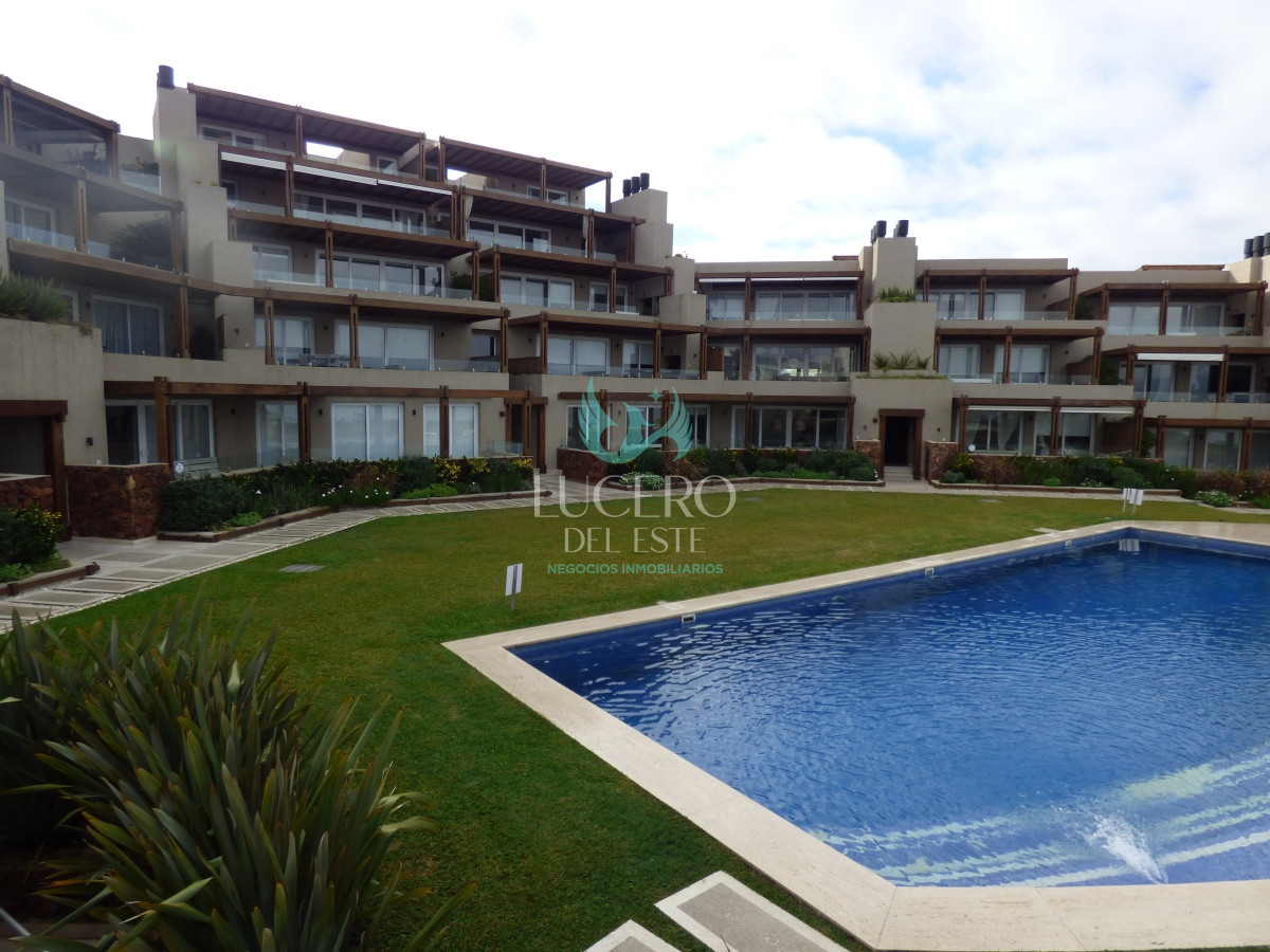 Apartamento ID.10 - Alquilo 4 Dorm en Suite en Palcos de la Posta