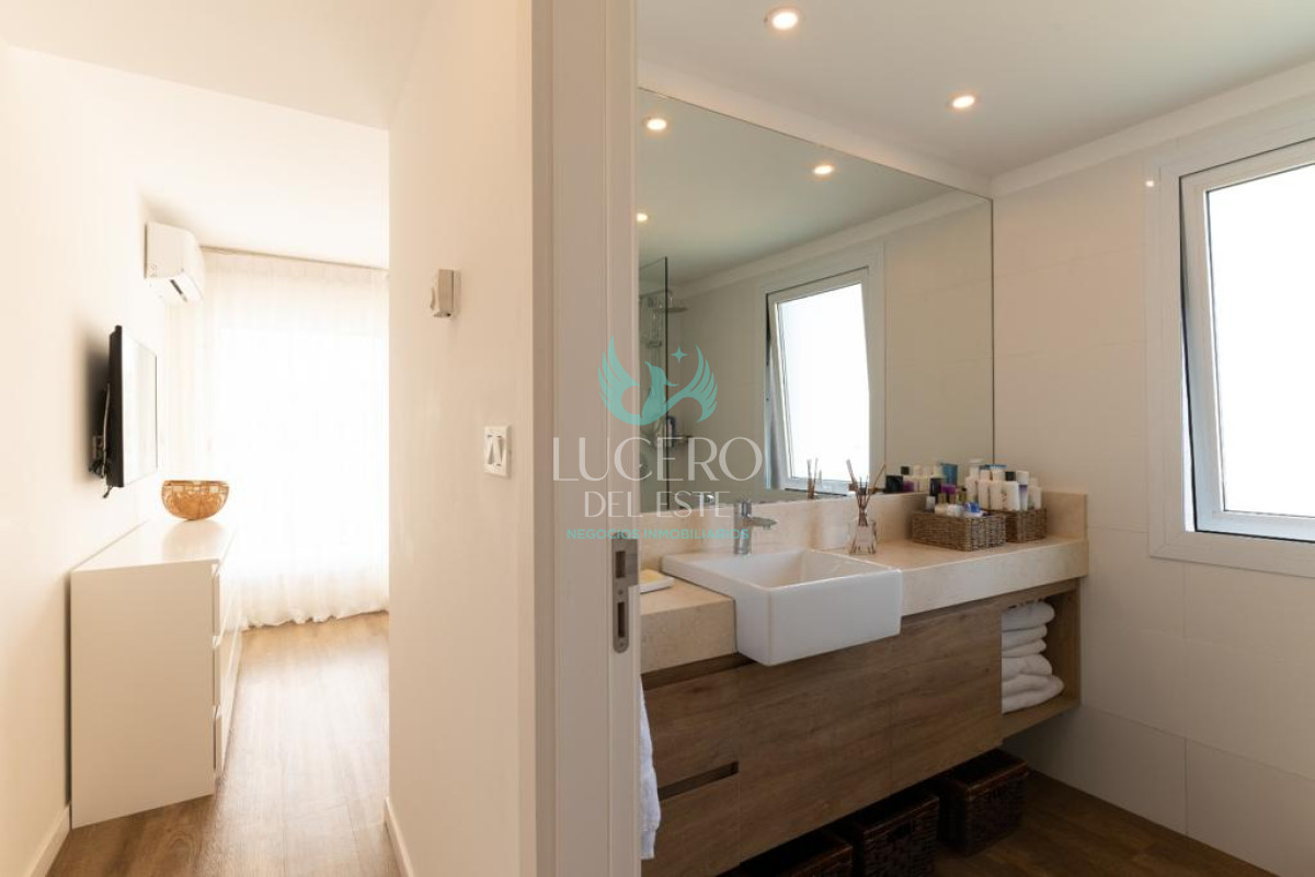 Apartamento ID.77 - Vendo Penthouse 3 Dorm más terraza exclusiva con Vista al Mar