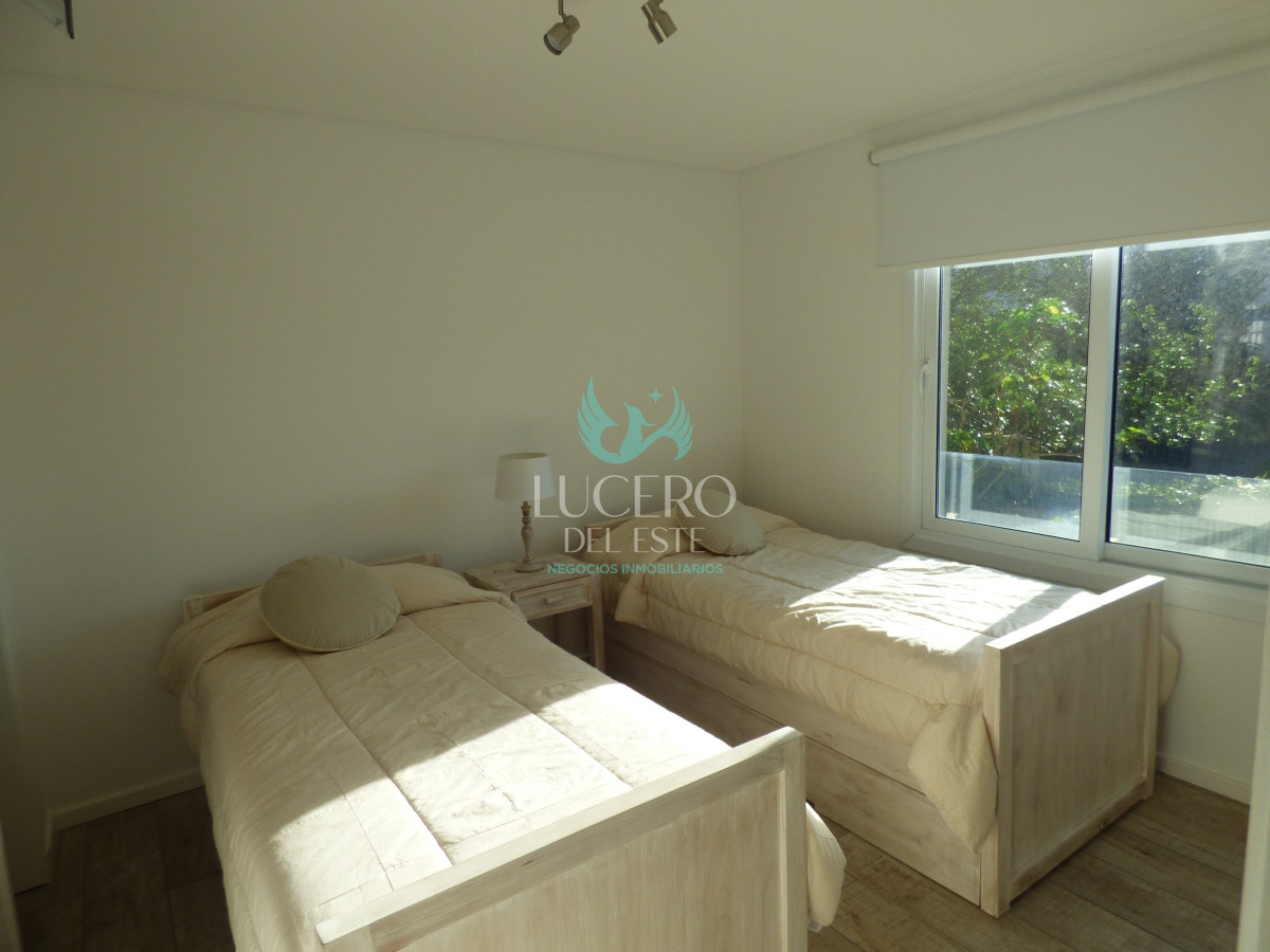 Apartamento ID.10 - Alquilo 4 Dorm en Suite en Palcos de la Posta