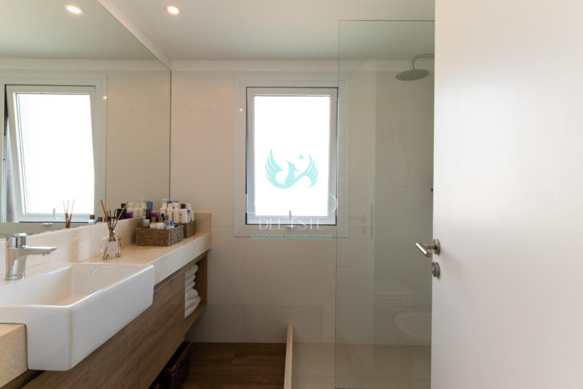 Apartamento ID.77 - Vendo Penthouse 3 Dorm más terraza exclusiva con Vista al Mar