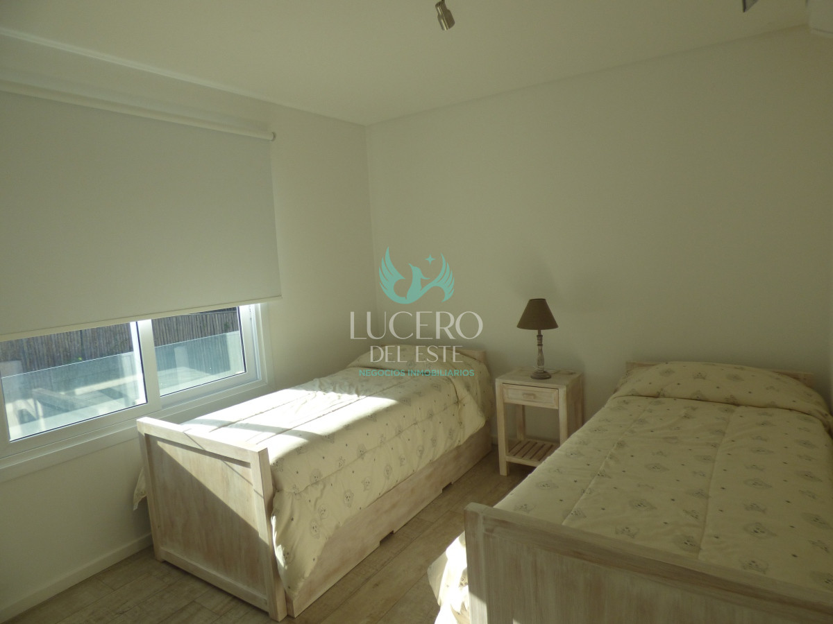 Apartamento ID.10 - Alquilo 4 Dorm en Suite en Palcos de la Posta