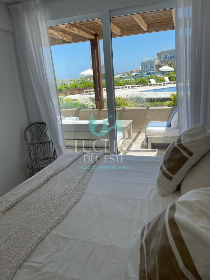 Apartamento ID.195 - Alquilo Lujoso departamento 1 Dorm 2 Baños