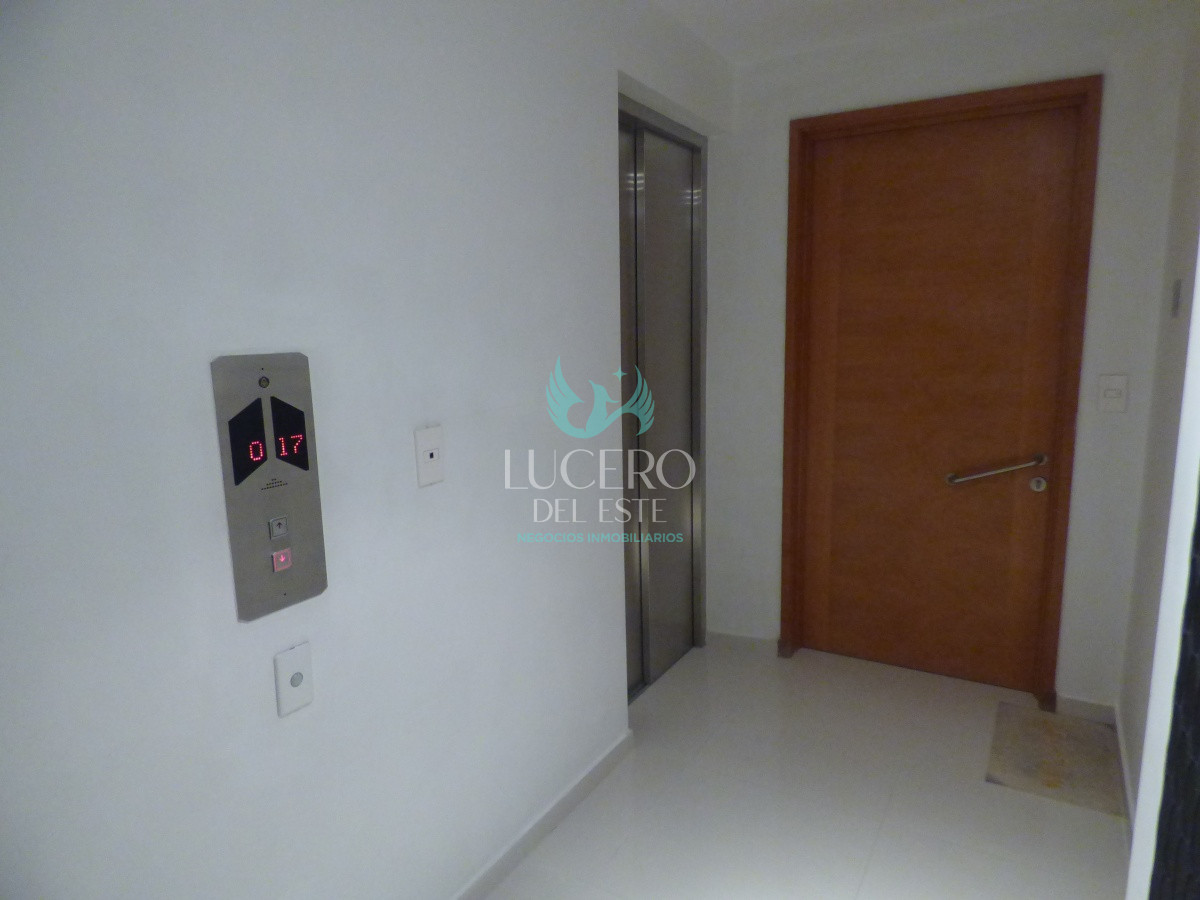 Apartamento ID.54 - Vendo y Alquilo Departamento de 2 Dorm en Season Tower