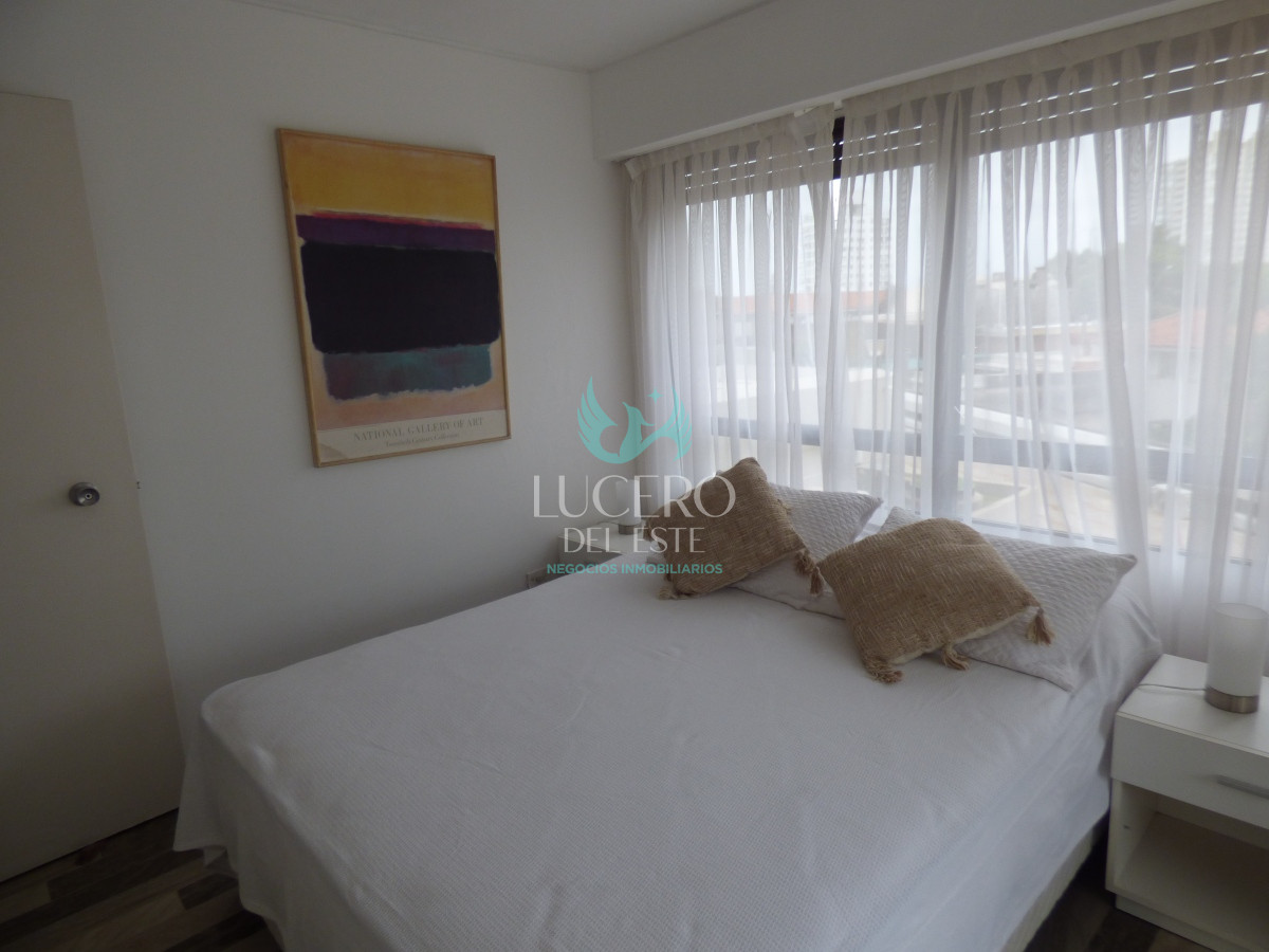 Apartamento ID.562 - Alquilo Departamento de 3 Dorm 2 baños en Parquemar Center