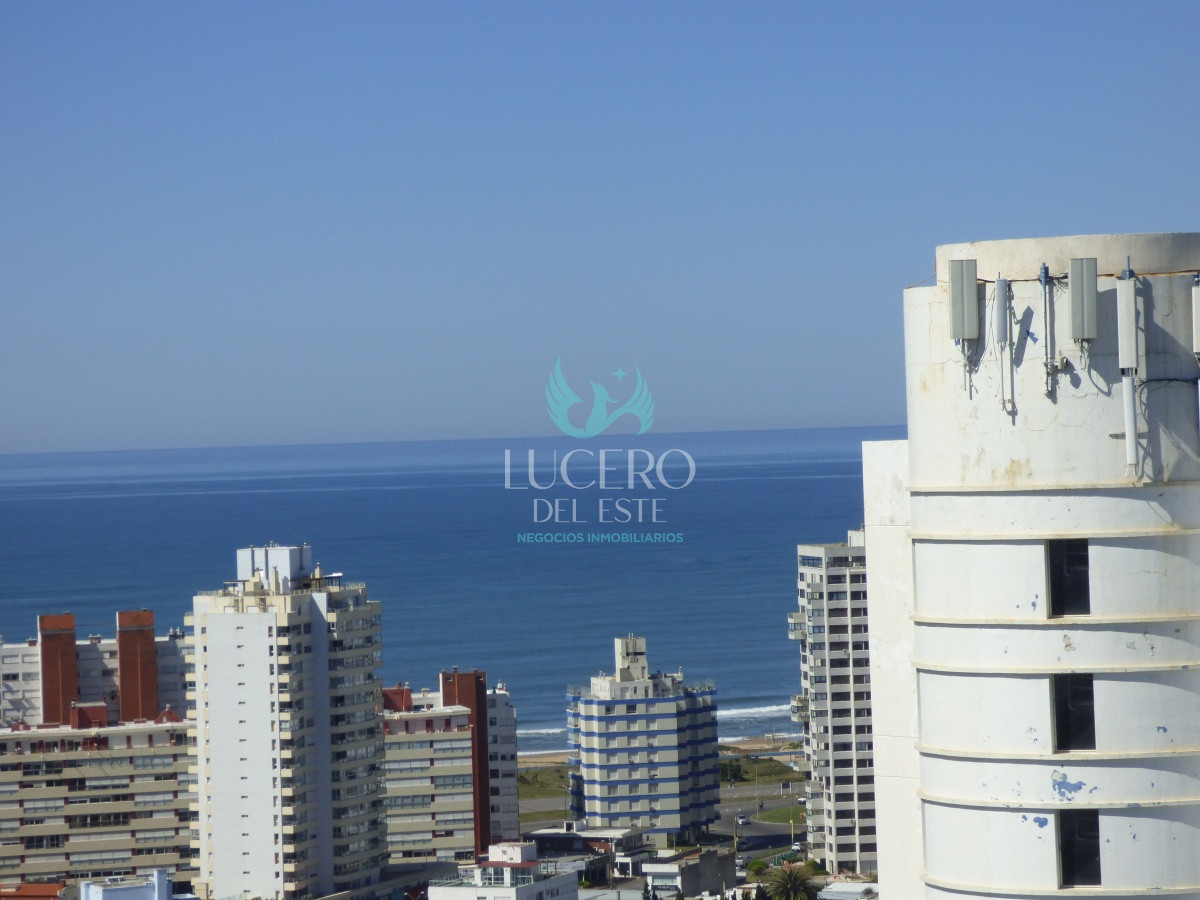 Apartamento ID.54 - Vendo y Alquilo Departamento de 2 Dorm en Season Tower