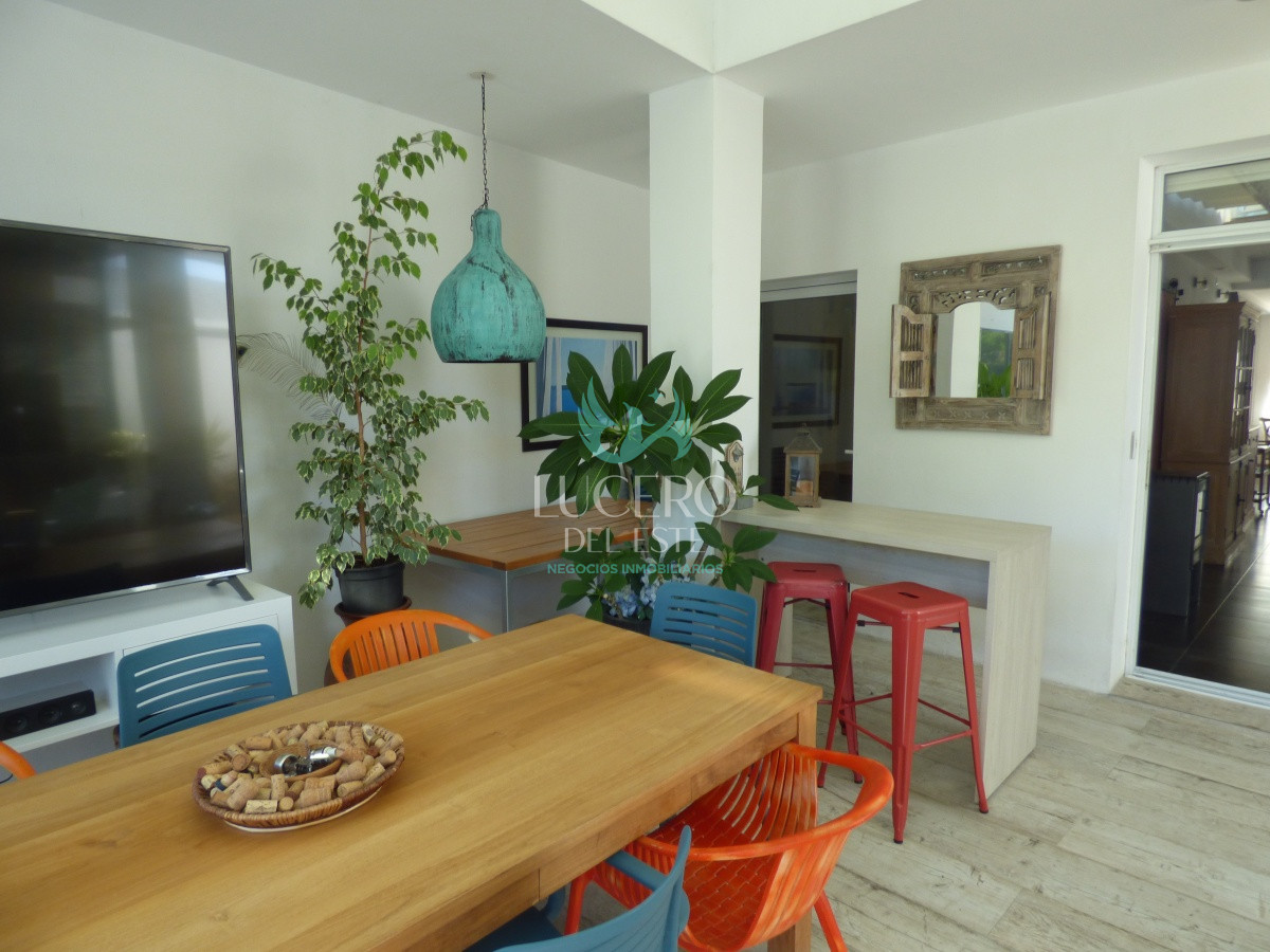 Casa ID.248 - Vendo Casa 6 Dorm 7 Baños Exclusiva, Frente al Mar