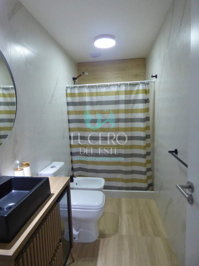 Casa ID.1845 - Alquilo Casa de 3 Dorm 3 Baños en Las Grutas Village