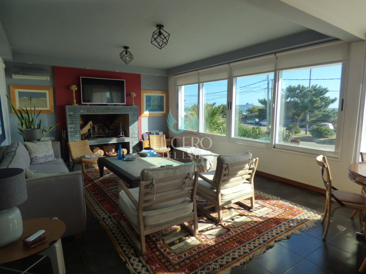 Casa ID.248 - Vendo Casa 6 Dorm 7 Baños Exclusiva, Frente al Mar