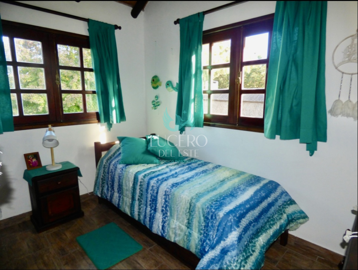 Casa ID.777 - Vendo Casa 3 Dorm 2 Baños más 2 dtos de 1 Dorm