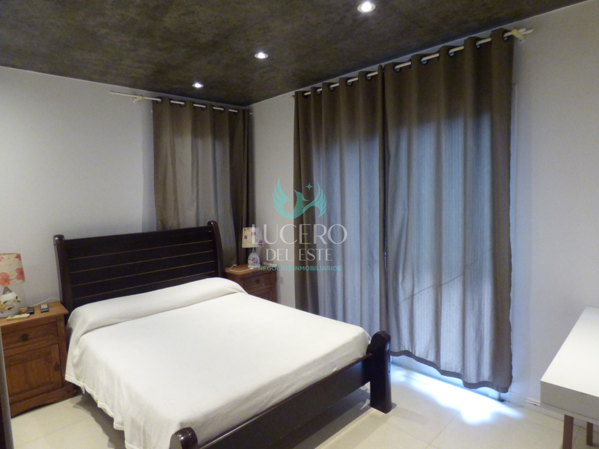 Casa ID.1541 - ALQUILO casa de 3 Dorm en el Tesoro