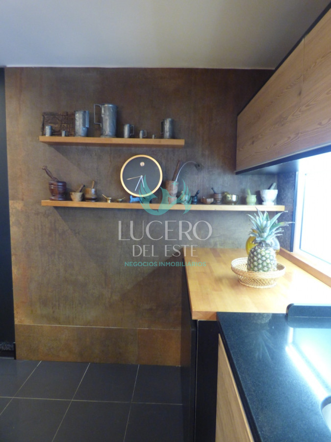 Casa ID.248 - Vendo Casa 6 Dorm 7 Baños Exclusiva, Frente al Mar