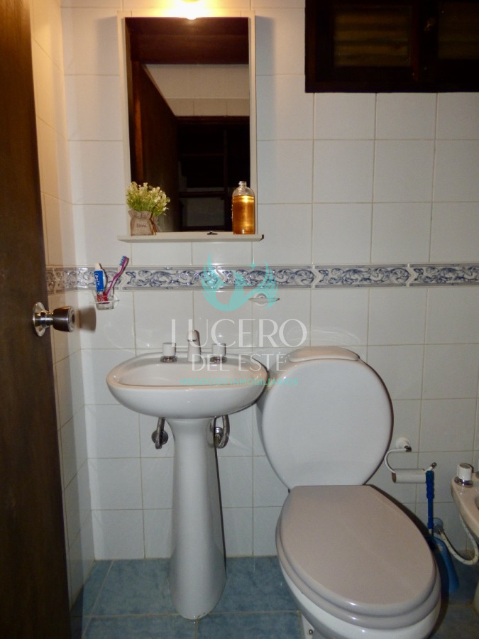 Casa ID.777 - Vendo Casa 3 Dorm 2 Baños más 2 dtos de 1 Dorm