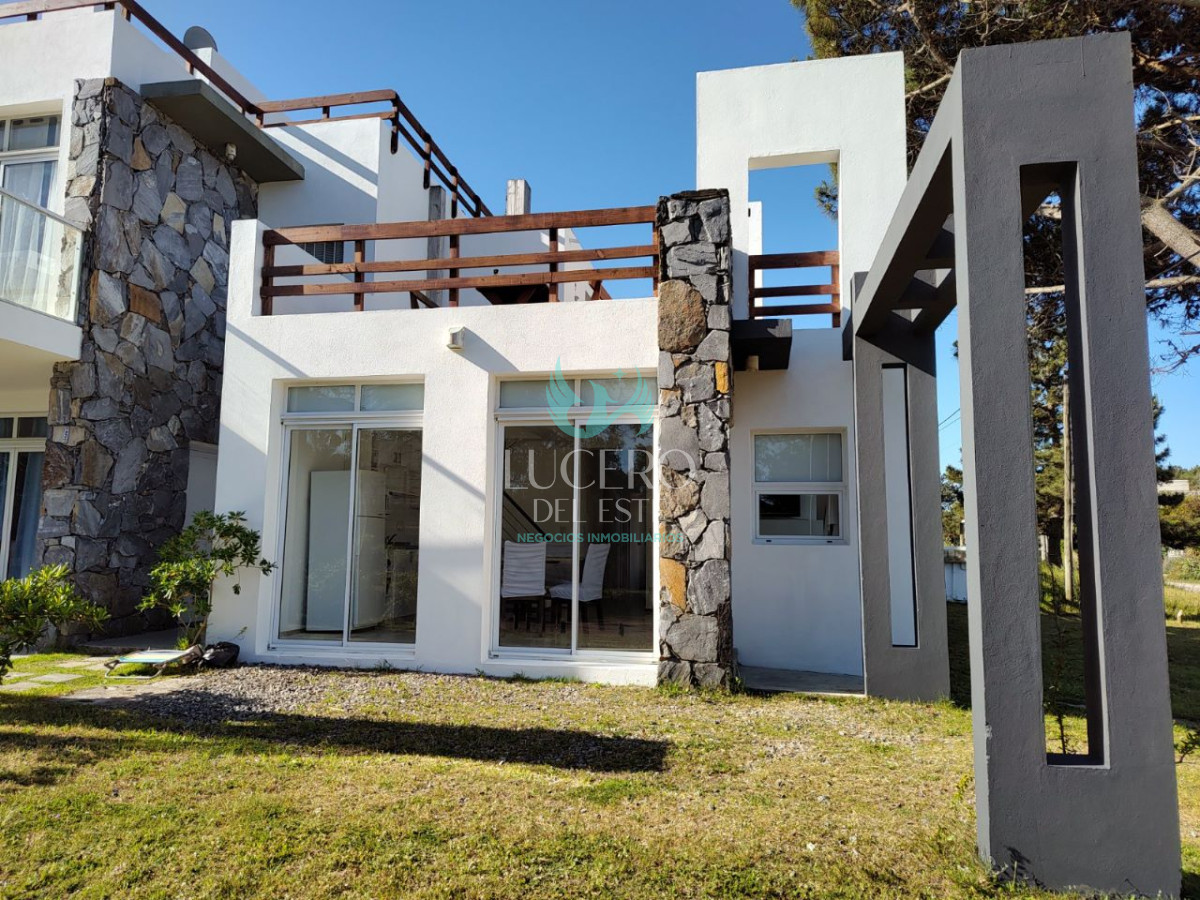 Casa ID.152 - Alquilo Casa en Manantiales 2 Dorm  baño