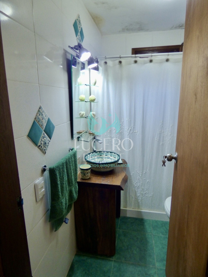 Casa ID.777 - Vendo Casa 3 Dorm 2 Baños más 2 dtos de 1 Dorm