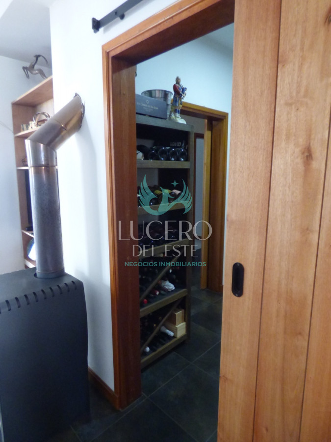 Casa ID.248 - Vendo Casa 6 Dorm 7 Baños Exclusiva, Frente al Mar