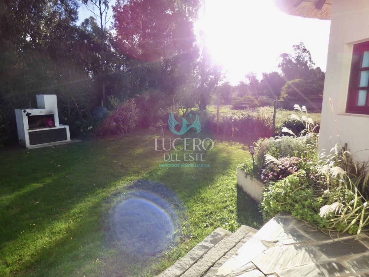 Casa ID.777 - Vendo Casa 3 Dorm 2 Baños más 2 dtos de 1 Dorm