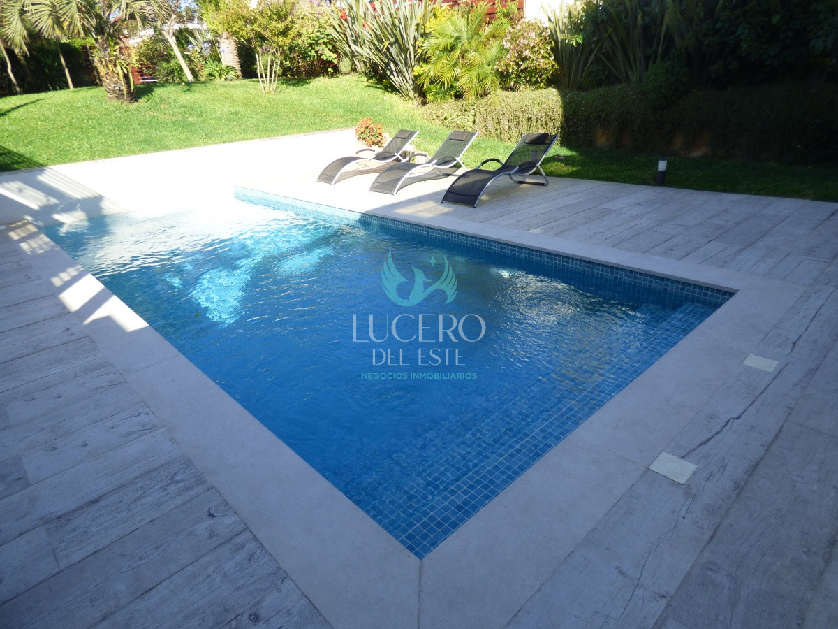 Casa ID.248 - Vendo Casa 6 Dorm 7 Baños Exclusiva, Frente al Mar