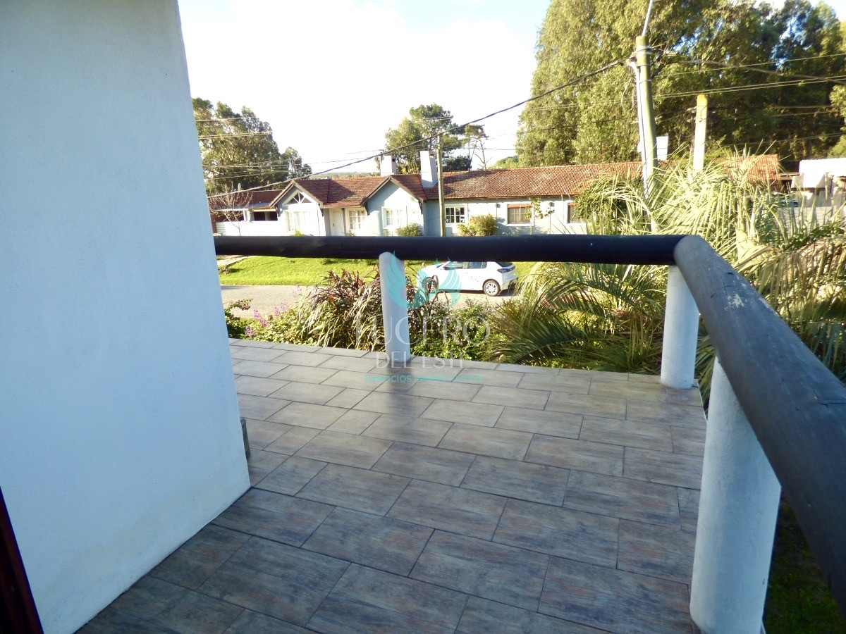 Casa ID.777 - Vendo Casa 3 Dorm 2 Baños más 2 dtos de 1 Dorm