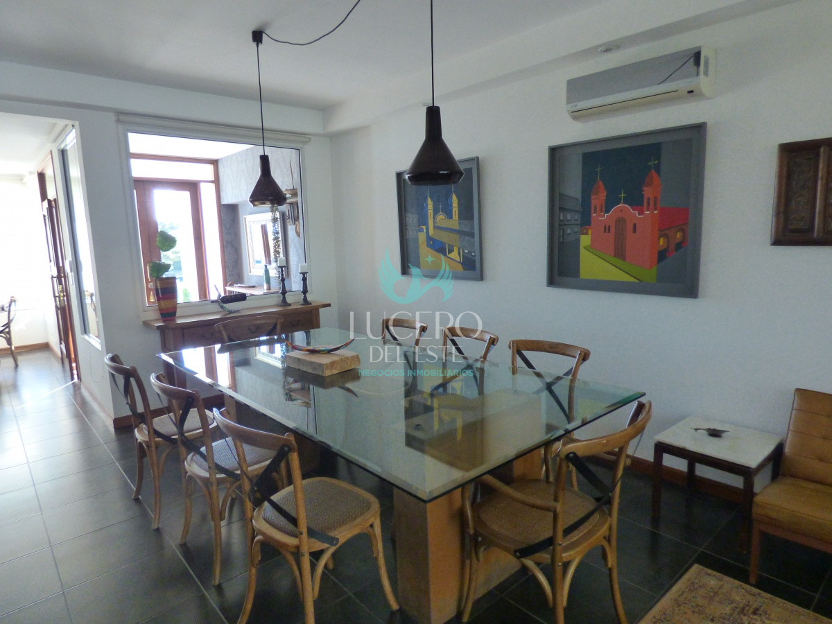 Casa ID.248 - Vendo Casa 6 Dorm 7 Baños Exclusiva, Frente al Mar