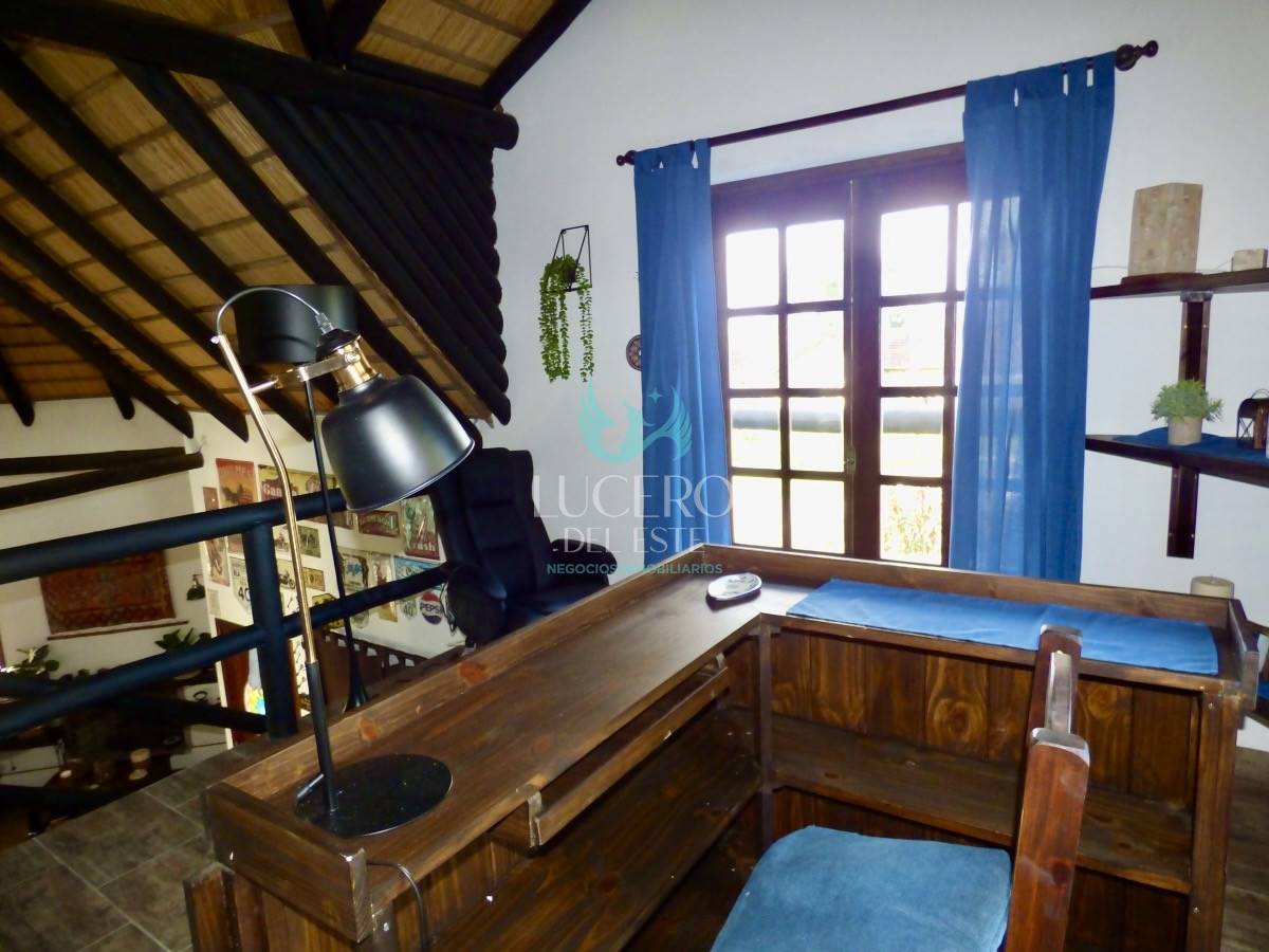 Casa ID.777 - Vendo Casa 3 Dorm 2 Baños más 2 dtos de 1 Dorm