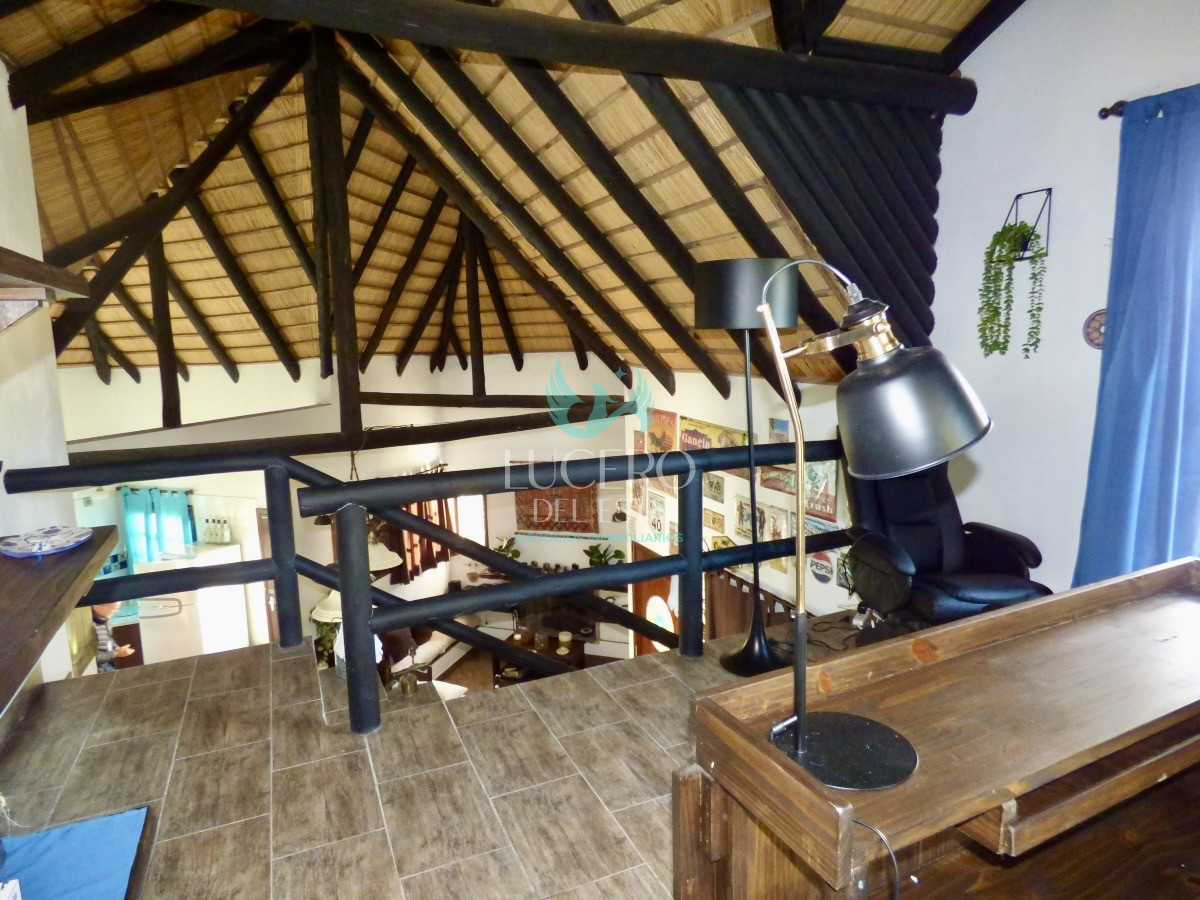 Casa ID.777 - Vendo Casa 3 Dorm 2 Baños más 2 dtos de 1 Dorm