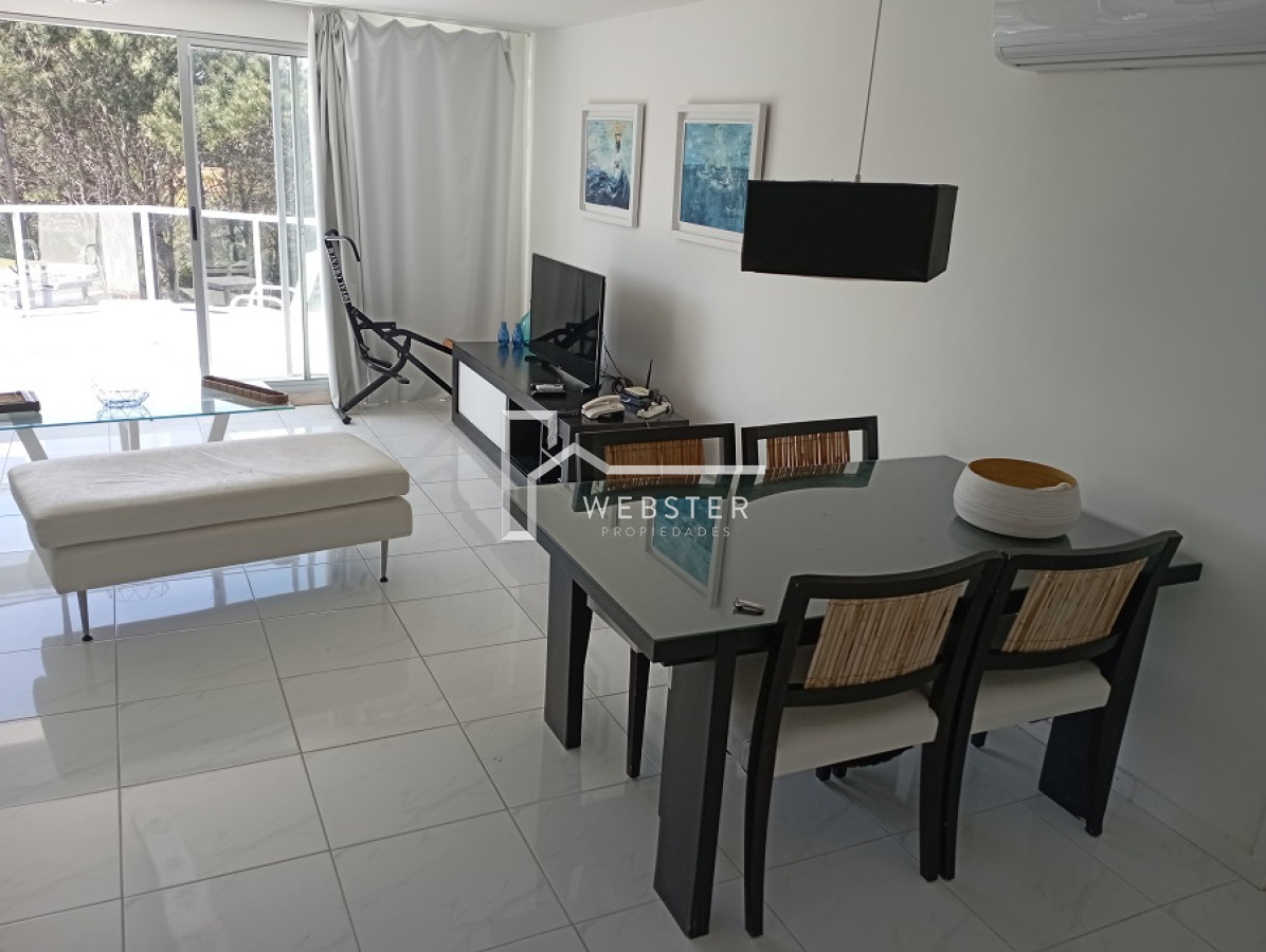 Apartamento ID.2047 - Amplio apartamento 2 dormitorios, 2 baños, vista a la mansa
