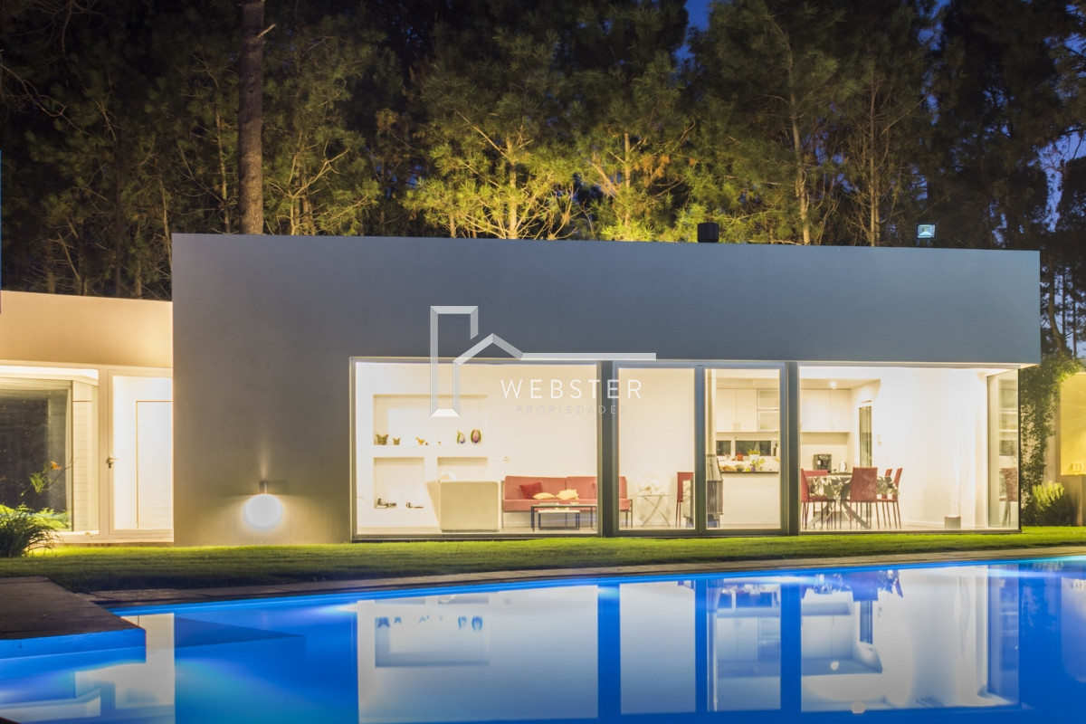 Casa ID.1723 - VENTA Y ALQUILER ANUAL 