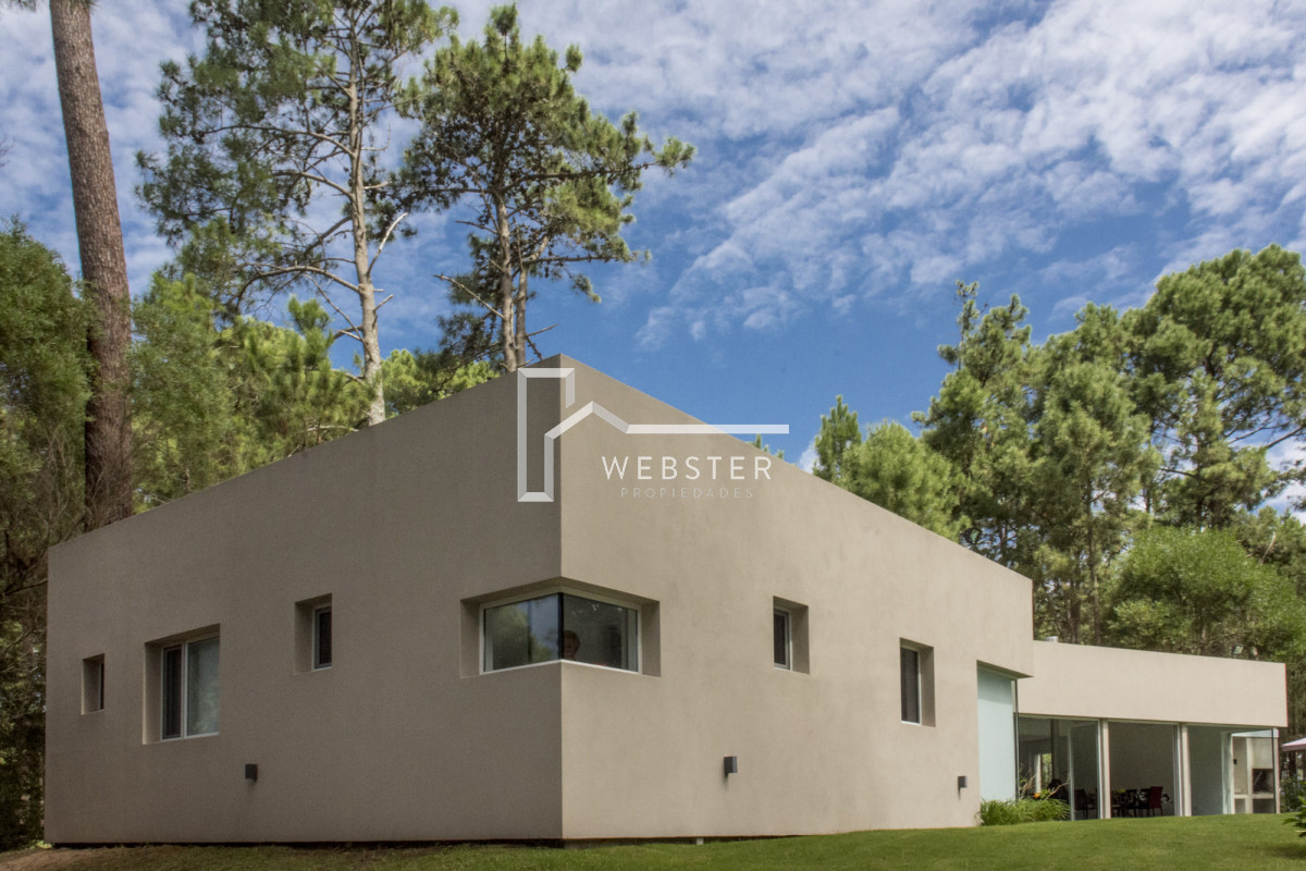 Casa ID.1723 - VENTA Y ALQUILER ANUAL 