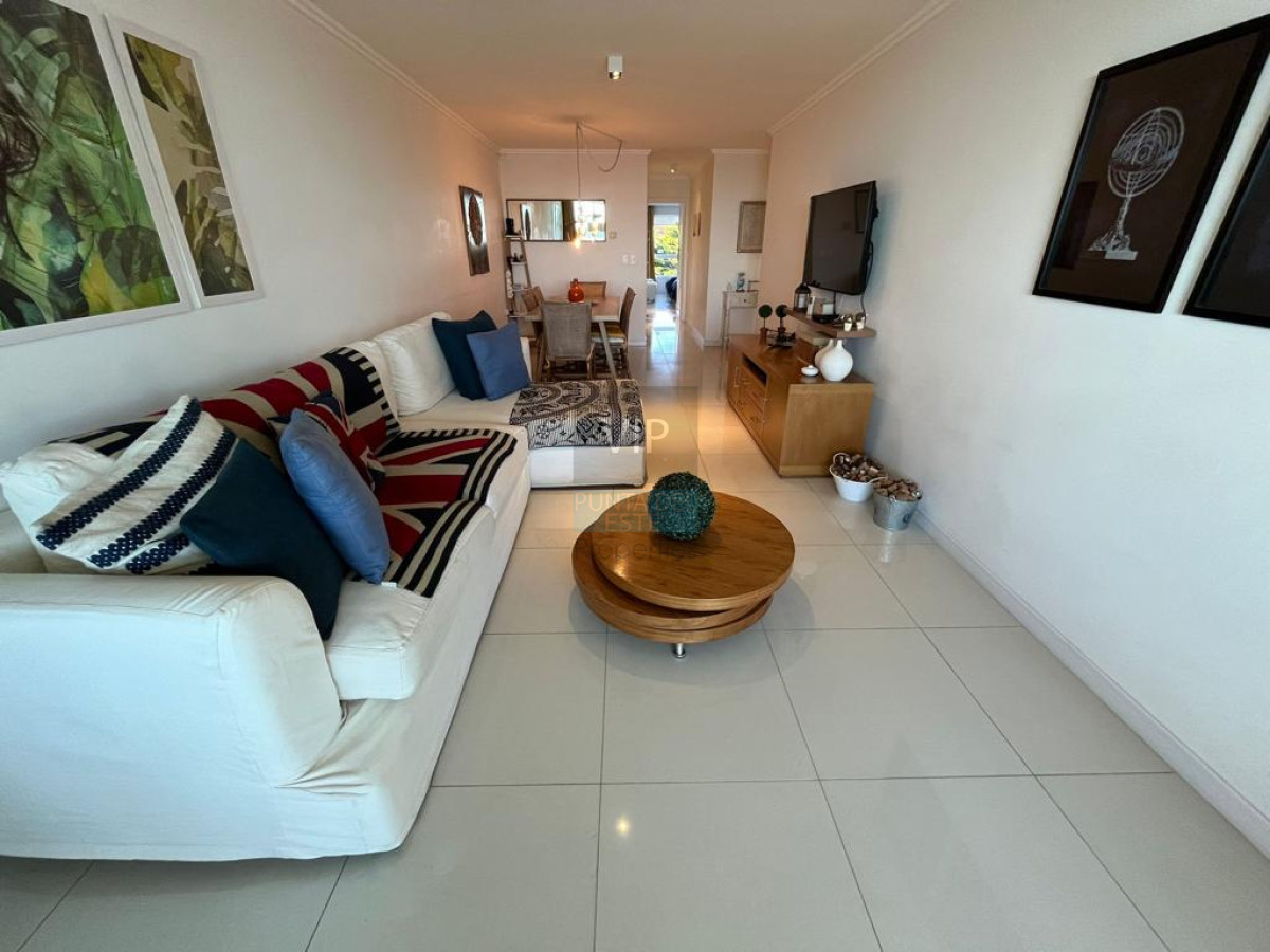 Apartamento ID.2184 - Venta apartamento 2 dormitorios y 2 baños playa mansa