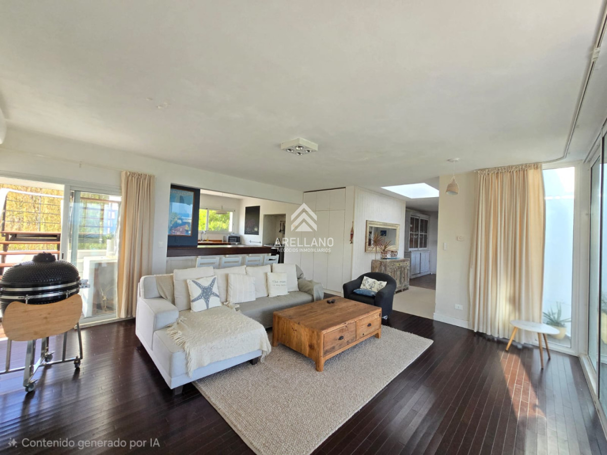 Casa ID.6583 - Venta casa 4 dormitorios Punta Ballena 