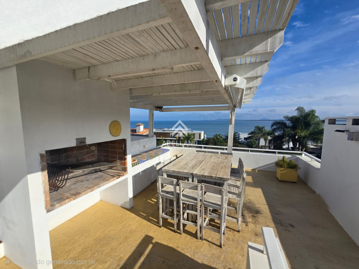 Casa ID.6583 - Venta casa 4 dormitorios Punta Ballena 