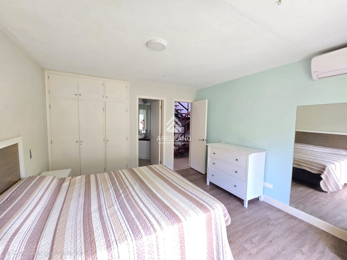 Casa ID.6583 - Venta casa 4 dormitorios Punta Ballena 