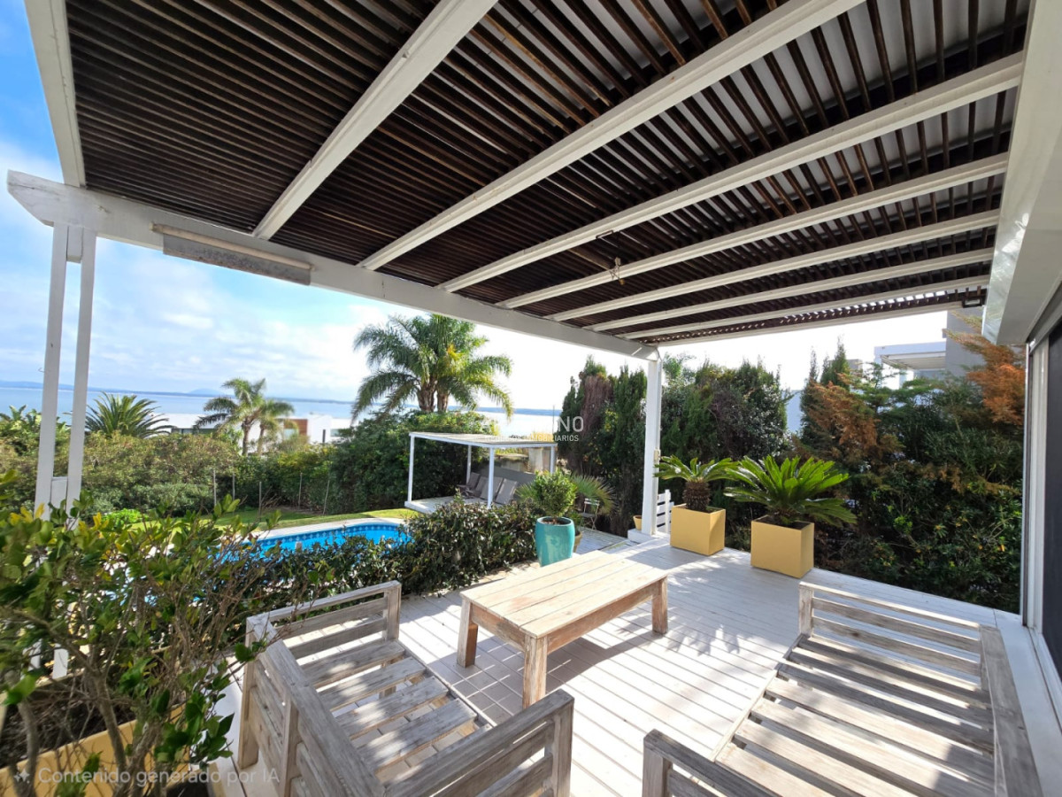 Casa ID.6583 - Venta casa 4 dormitorios Punta Ballena 