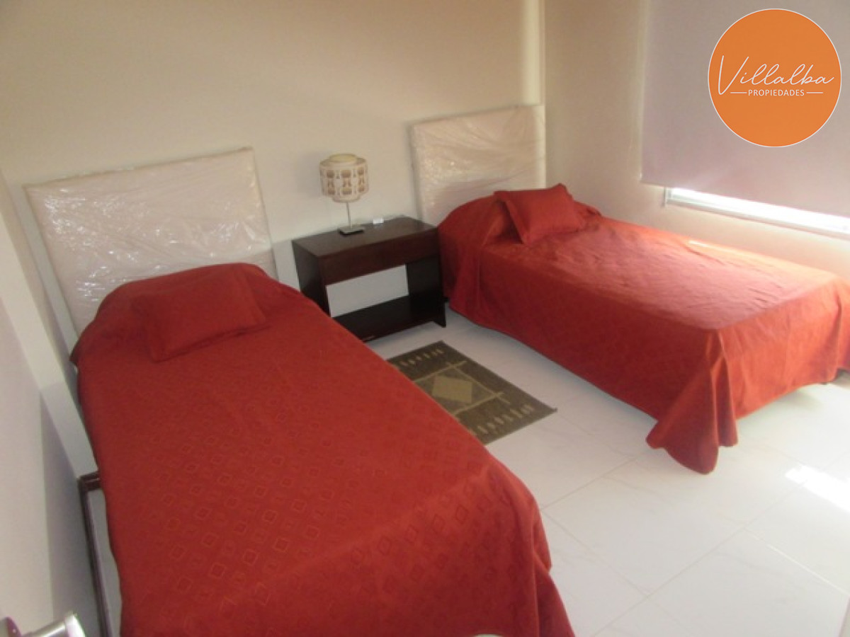Apartamento ID.2835 - Apartamento en primera línea playa Mansa - Punta del Este