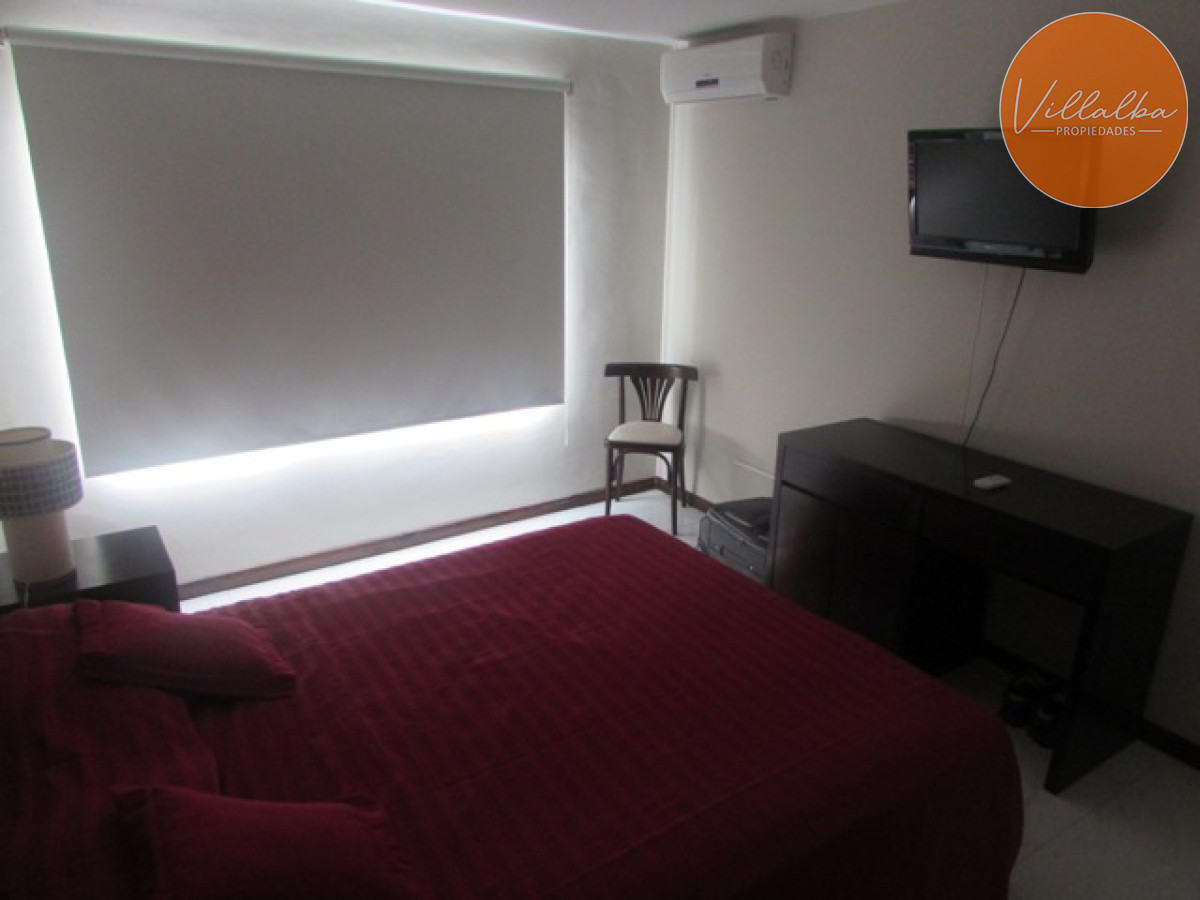 Apartamento ID.2835 - Apartamento en primera línea playa Mansa - Punta del Este