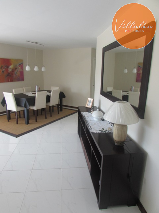 Apartamento ID.2835 - Apartamento en primera línea playa Mansa - Punta del Este
