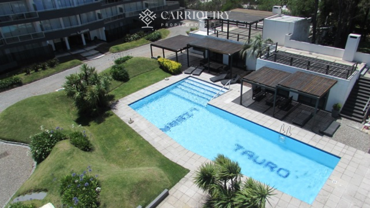 Apartamento ID.7988 - Amplio apartamento 2 dormitorios, 2 baños, vista a la mansa