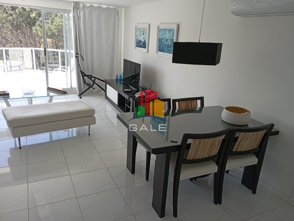 Apartamento ID.2118 - Amplio apartamento 2 dormitorios, 2 baños, vista a la mansa