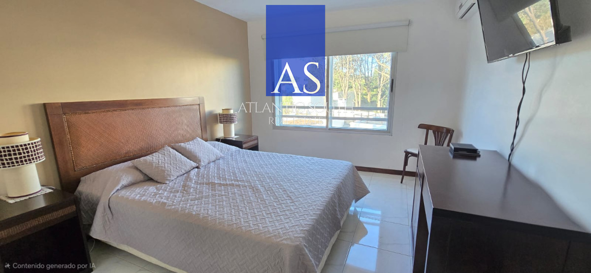 Apartamento ID.4496 - Apartamento 3 dormitorios frente al mar Playa Mansa Pinares moderno con cochera