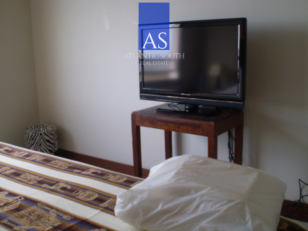 Apartamento ID.4654 - Apartamento moderno 3 dormitorios frente al mar primera línea Playa Mansa Pinares Punta del Este