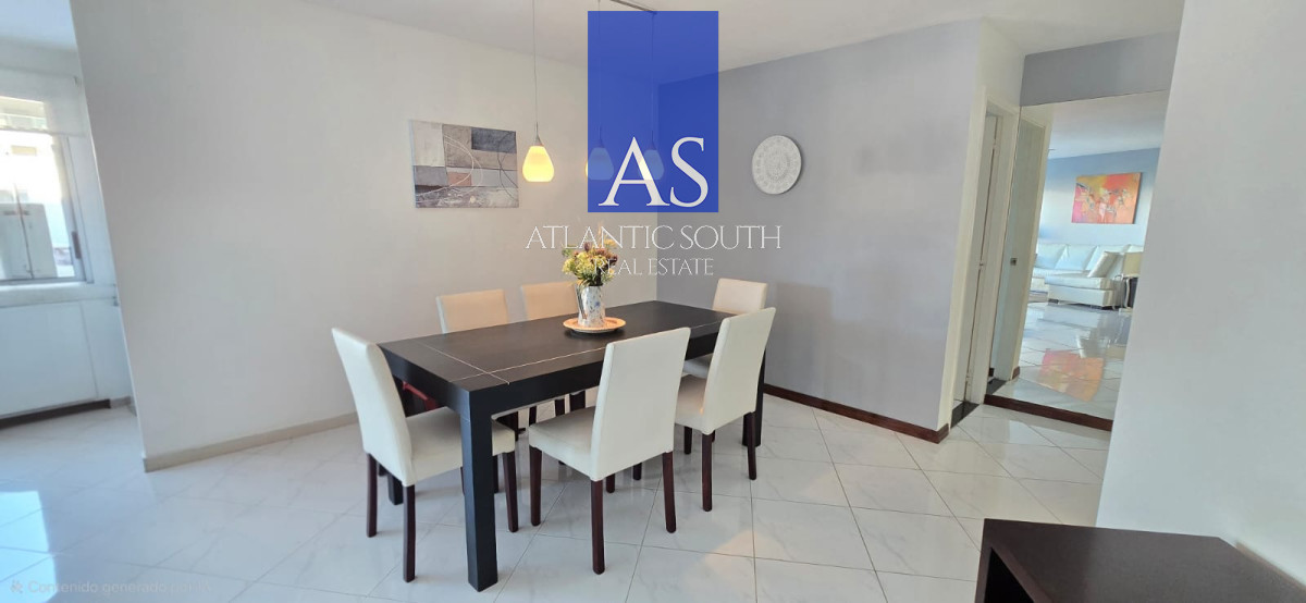 Apartamento ID.4496 - Apartamento 3 dormitorios frente al mar Playa Mansa Pinares moderno con cochera