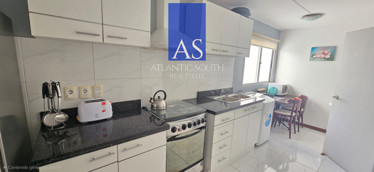 Apartamento ID.4496 - Apartamento 3 dormitorios frente al mar Playa Mansa Pinares moderno con cochera