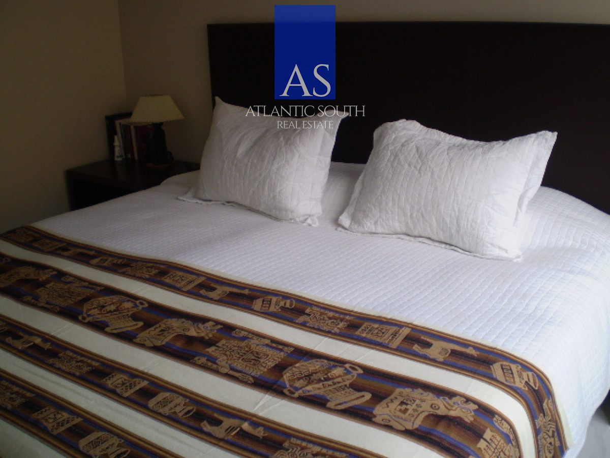 Apartamento ID.4654 - Apartamento moderno 3 dormitorios frente al mar primera línea Playa Mansa Pinares Punta del Este