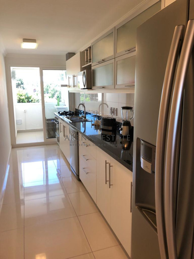 Apartamento ID.3356 - Apartamento en venta de 3 dormitorios en Punta del Este 