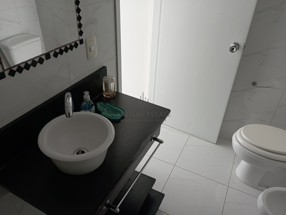 Apartamento ID.3271 - Amplio apartamento 2 dormitorios, 2 baños, vista a la mansa